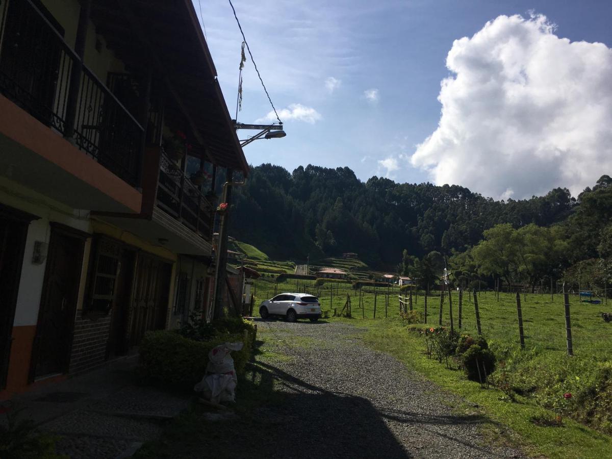 Casa Porton Campestre Jardin